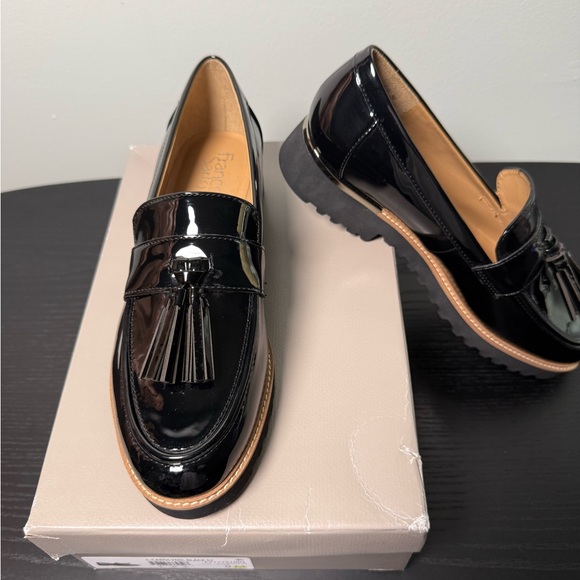 Franco Sarto Carolyn Black Patent Leather Loafers Size 9M NIB - Picture 2 of 4